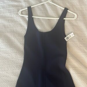 Aritzia Simone dress size small, NWT